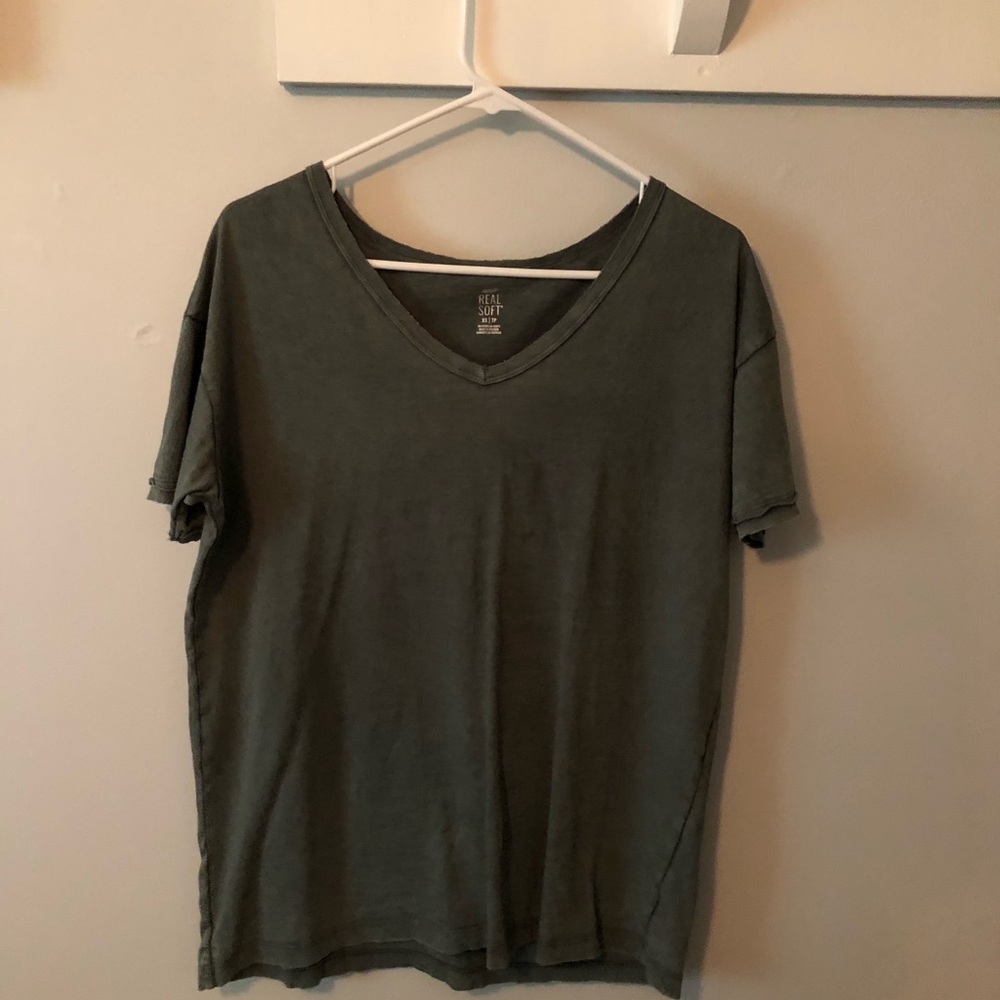American Eagle short sleeve
